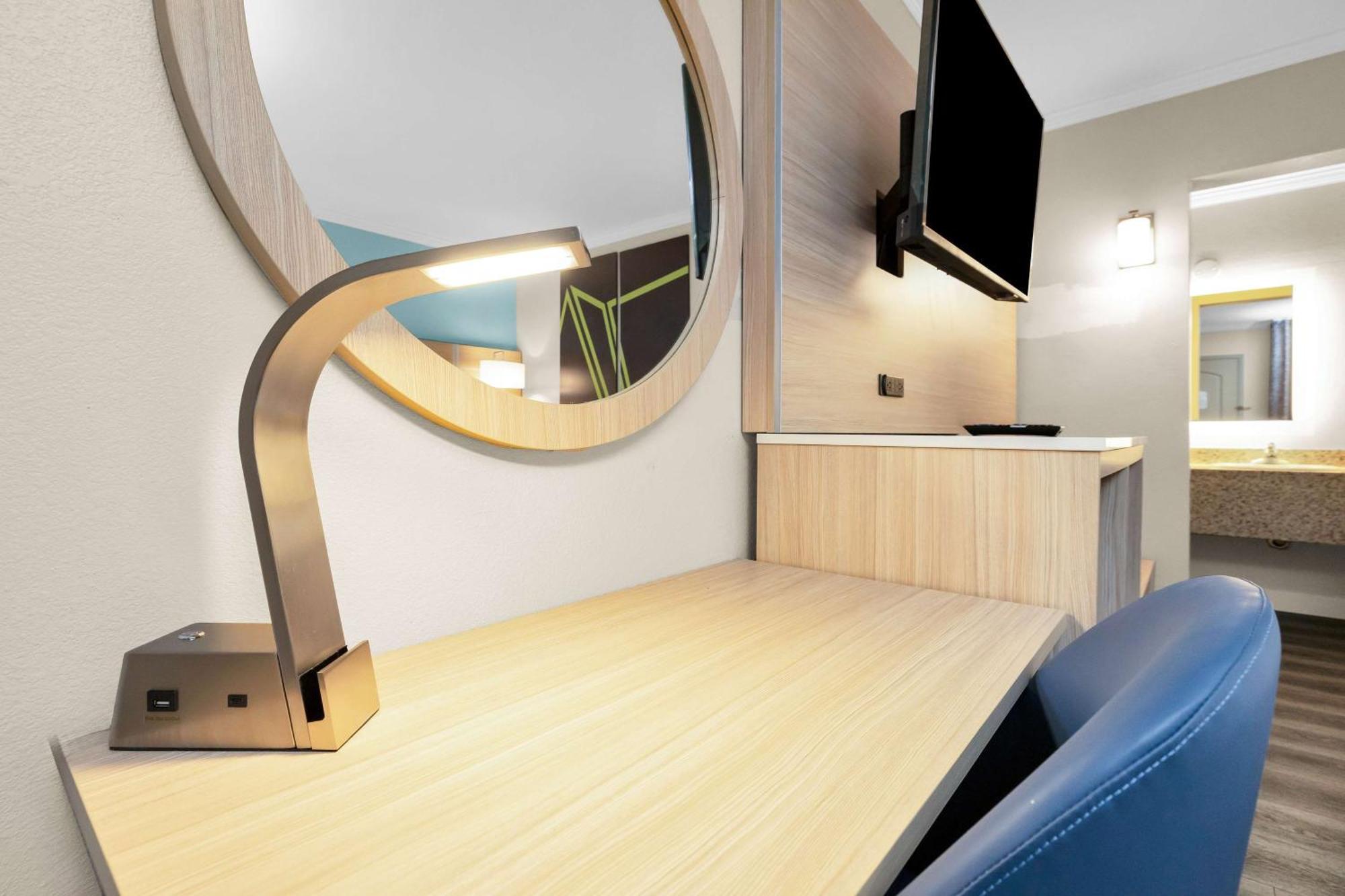 Surestay By Best Western Marina District Hotel